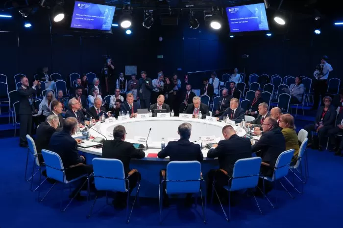 МТПП на ПМЭФ‑2026: международные контакты, бизнес-диалоги и новые возможности для экспорта Москвы во второй день форума