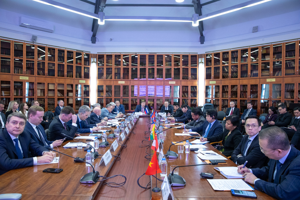 Владимир Платонов представил на встрече в ТПП РФ возможности сотрудничества МТПП со странами АСЕАН