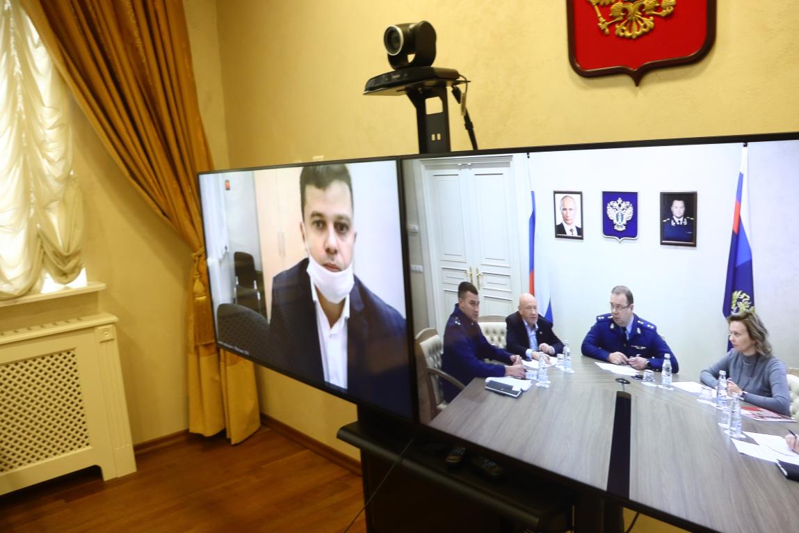 Прокуратура, Бизнес-омбудсмен и МТПП совместно провели прием предпринимателей