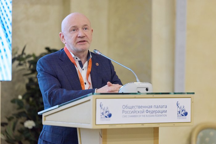 Владимир Платонов представил проект «Начни свой бизнес с Москвой» на конференции «МежВУЗ – от локальных вызовов к международным решениям»