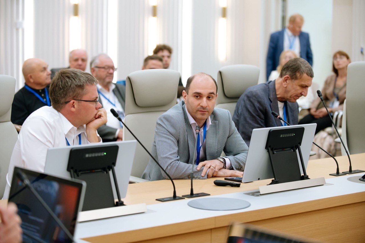 Константин Авагимов принял участие в Форуме коммуникаций конгрессно-выставочной отрасли и общем собрании РСВЯ Константин Авагимов принял участие в Форуме коммуникаций конгрессно-выставочной отрасли и общем собрании РСВЯ