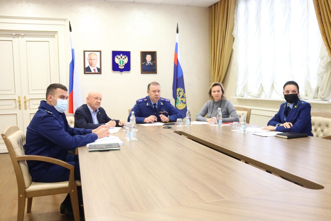 Прокуратура, Бизнес-омбудсмен и МТПП совместно провели прием предпринимателей