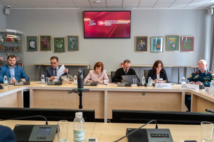 Эксперты обсудили, что мешает развитию пожарно-спасательной отрасли