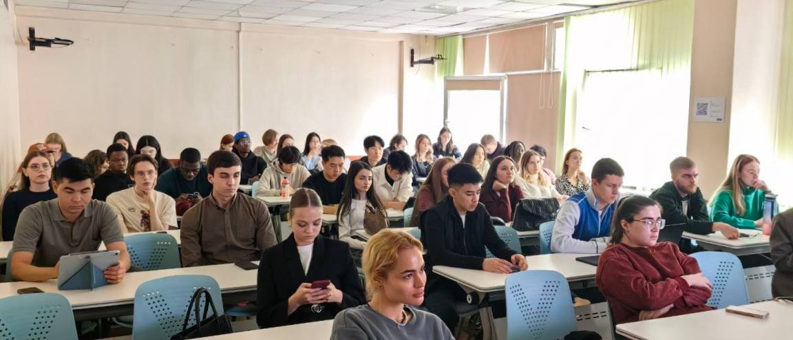 «Начни свой бизнес с Москвой»: МТПП вдохновляет будущих предпринимателей на «Неделе карьеры»
