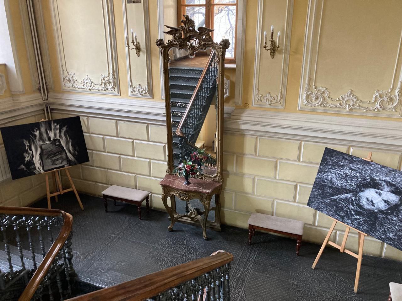 Комитет МТПП по культуре организовал фотовыставку итальянского художника Энцо Розамилиа