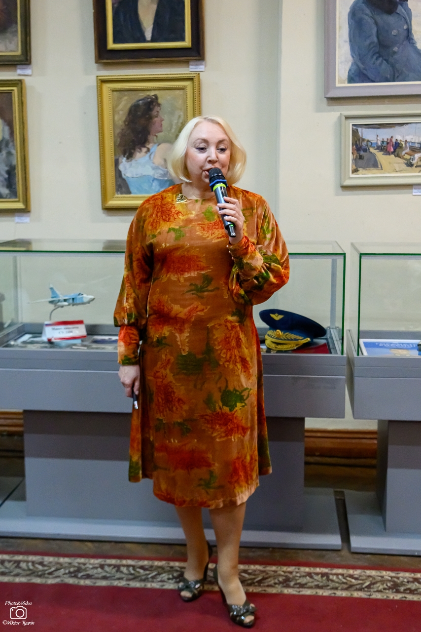 В Центральном офицерском клубе Воздушно-космических сил открыта выставка классического советского искусства