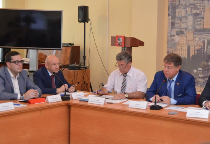 Реализацию Региональной программы капитального ремонта обсудили в Общественной Палате г. Москвы