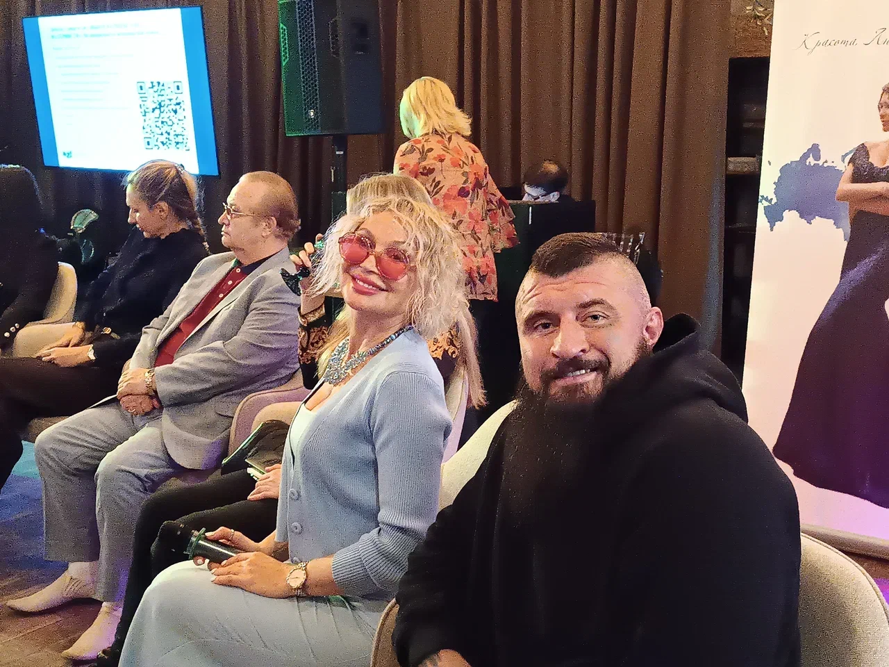 Состоялся круглый стол, посвящённый вопросам развития женского предпринимательства