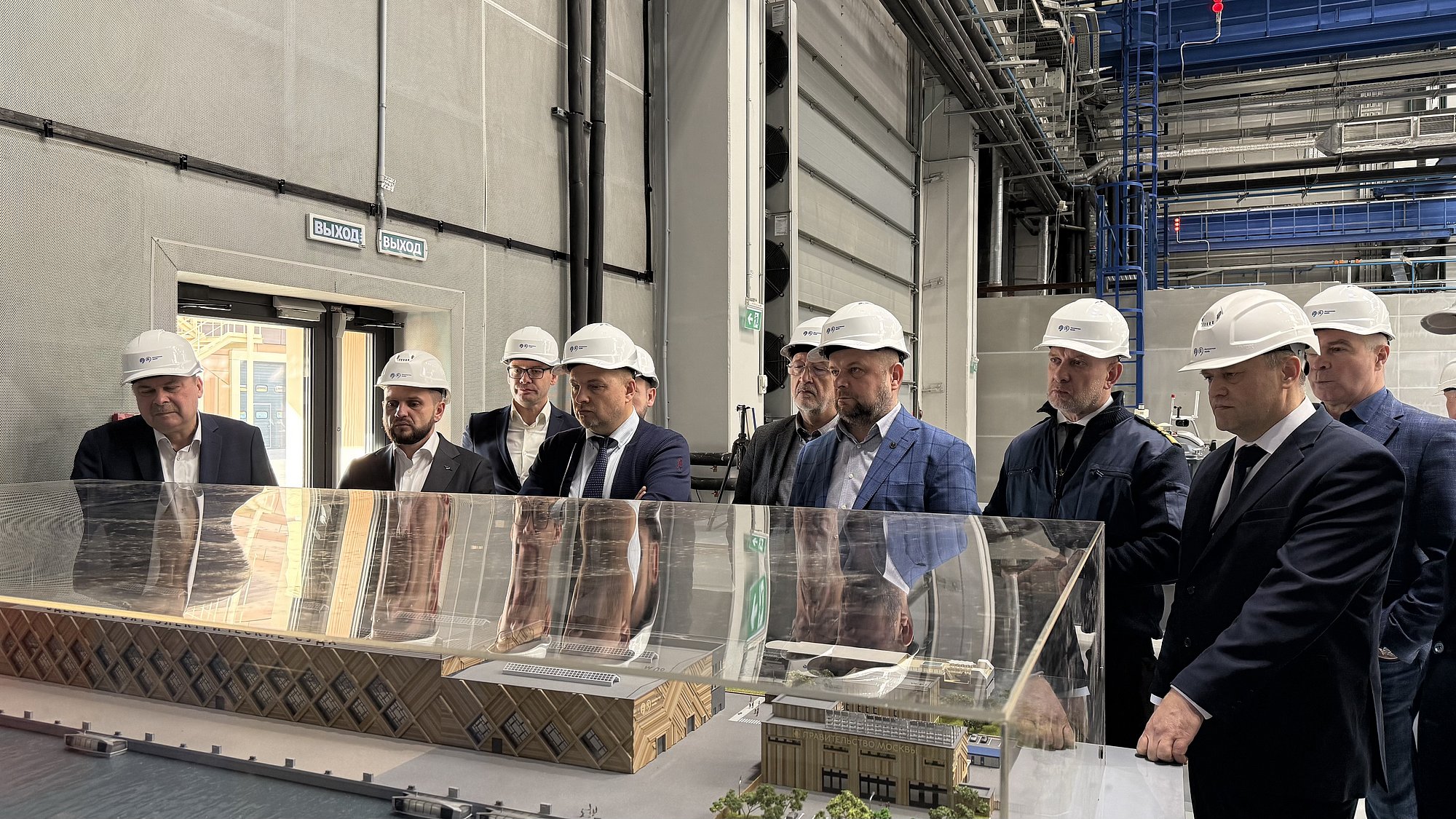 Судостроители из регионов России посетили Московскую судостроительную верфь Судостроители из регионов России посетили Московскую судостроительную верфь