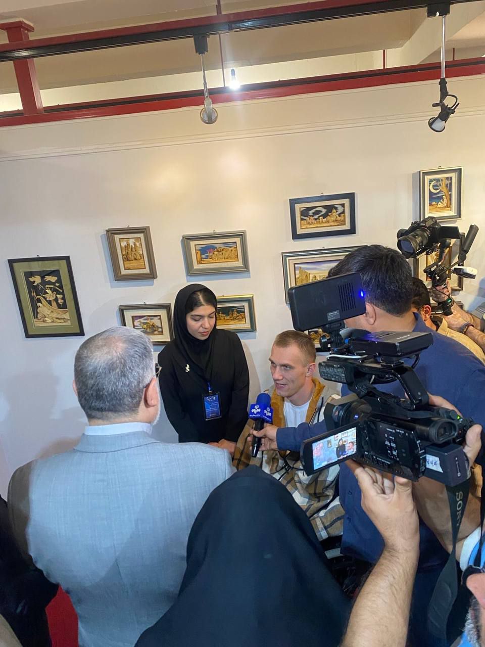 Искусство объединяет мир. Преодоление в красках