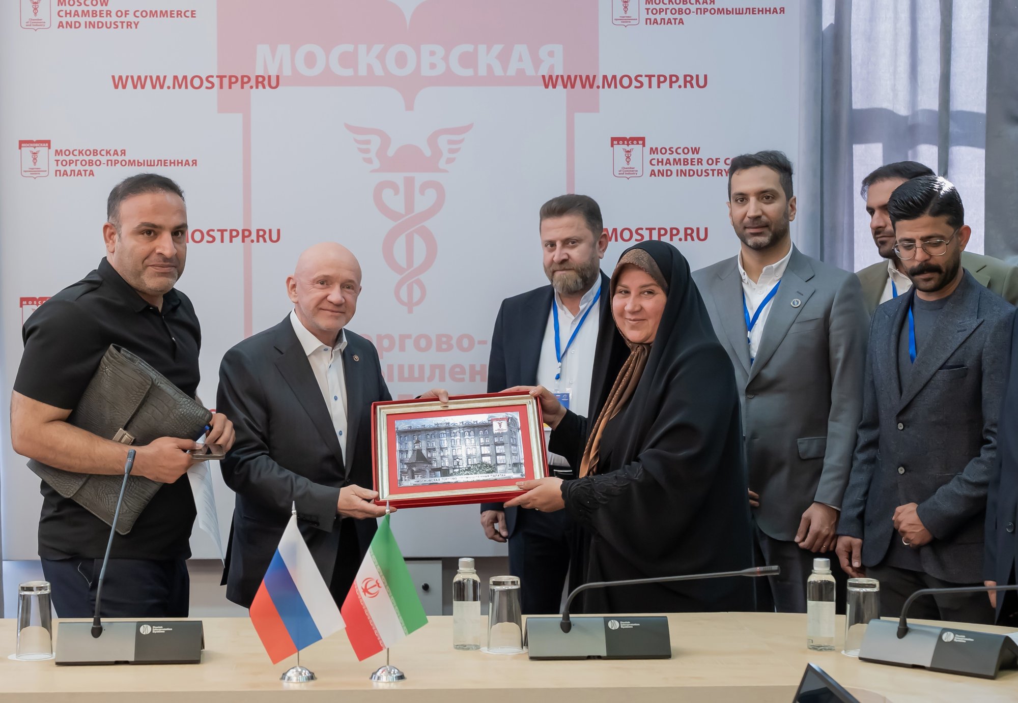 Предприниматели города Ахваз (Иран) готовы сотрудничать с московским бизнесом по широкому спектру направлений Предприниматели города Ахваз (Иран) готовы сотрудничать с московским бизнесом по широкому спектру направлений