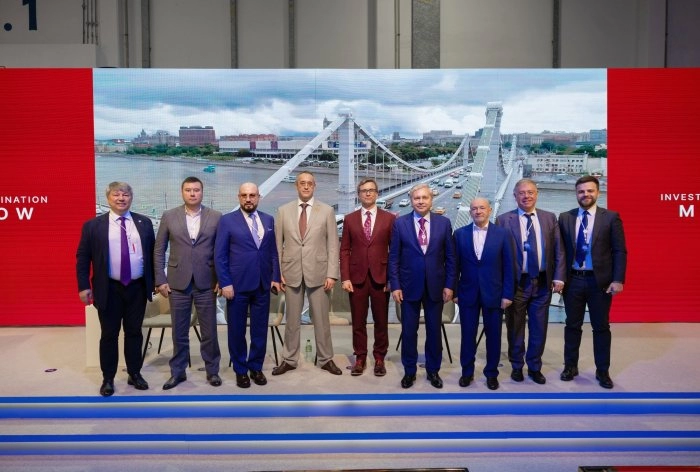 Vladimir Platonov takes part in investment forum in Abu Dhabi as Russian CCI delegation member