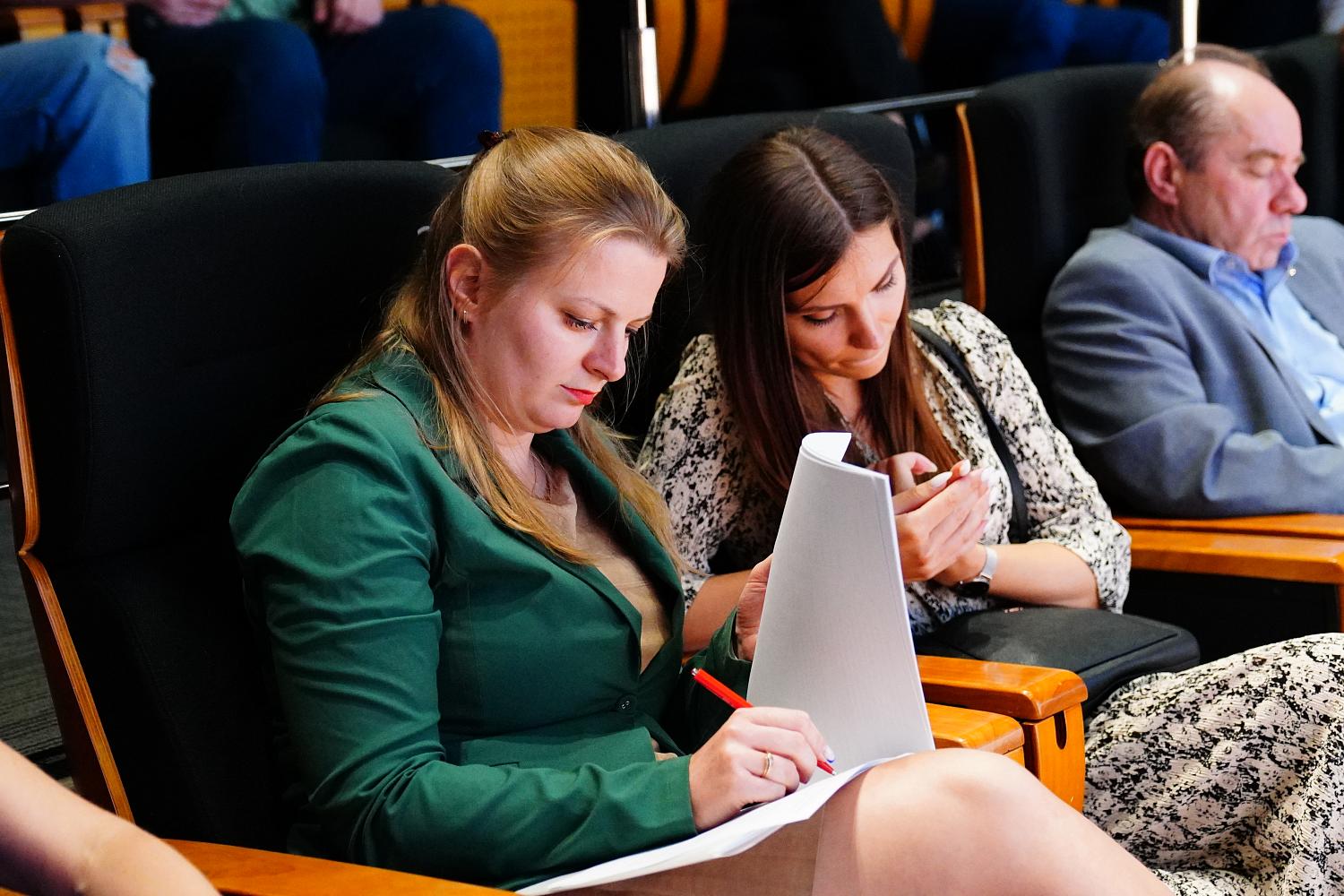 «Экономика нового времени»: Московская торгово-промышленная палата провела конференцию в общественном штабе Сергея Собянина