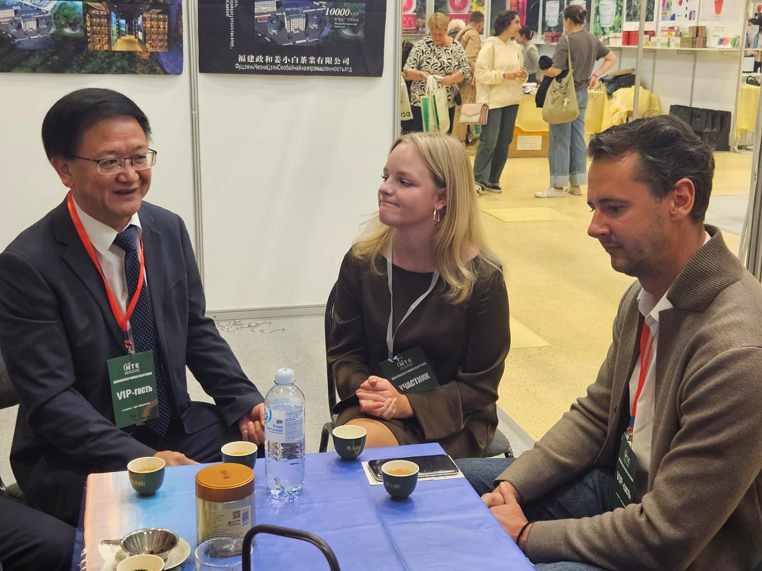 Вице-президент МТПП Владислав Мищенко принял участие в открытии Московской чайной выставки на ВДНХ