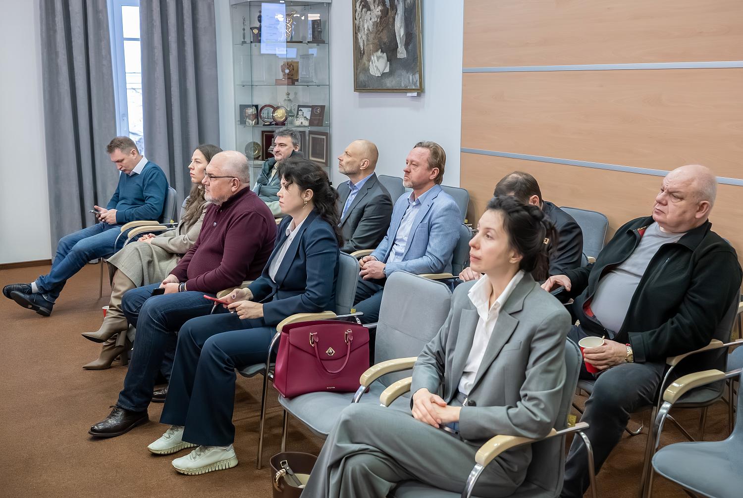 Корпоративное управление между глобальными трендами и российской реальностью