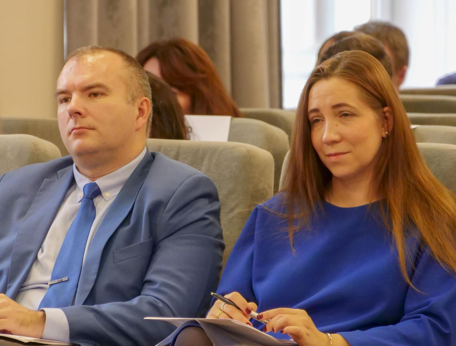 «Мир встречает Индию»