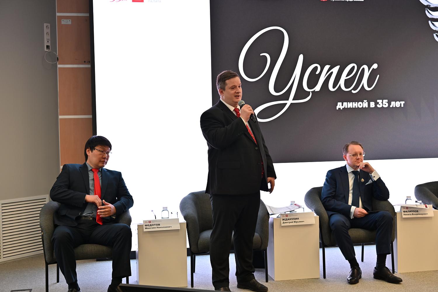 Эксперты рассмотрели долговые проблемы строительной отрасли 