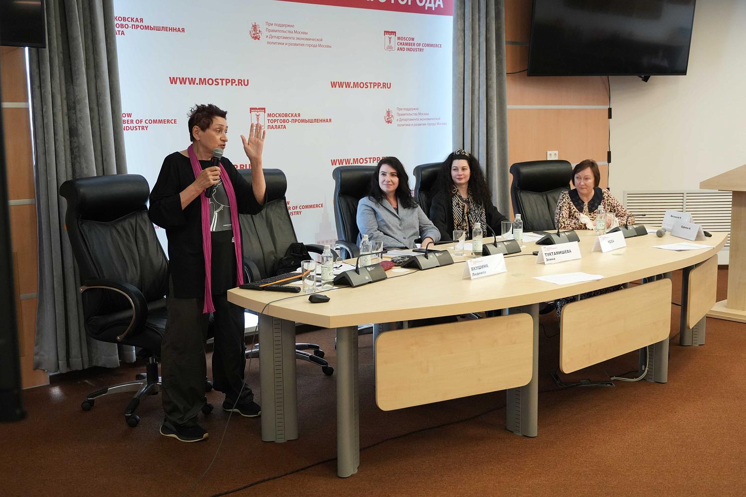 Русская мода: новая жизнь древних традиций