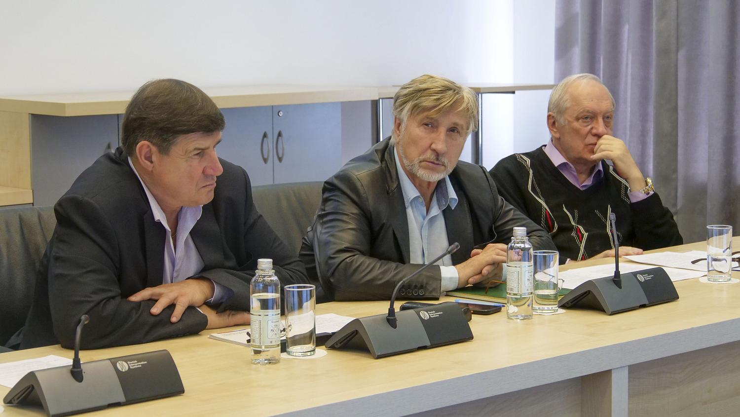 Эксперты обсудили проблемы обеспечения безопасности проживания и антитеррористической защищенности многоквартирных домов