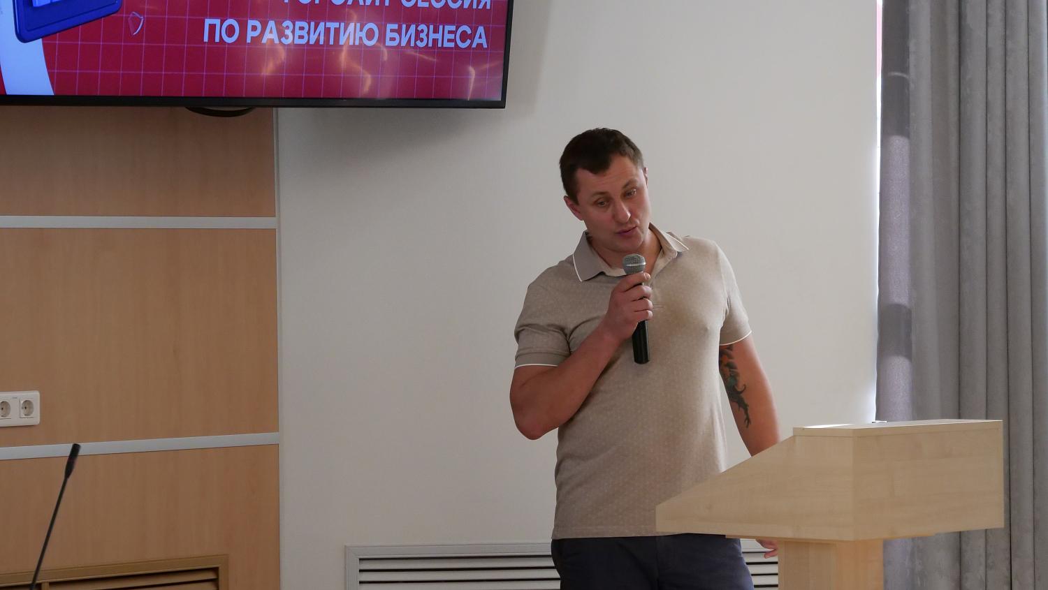 «При вступлении в Палату ваш голос усиливается многократно!»