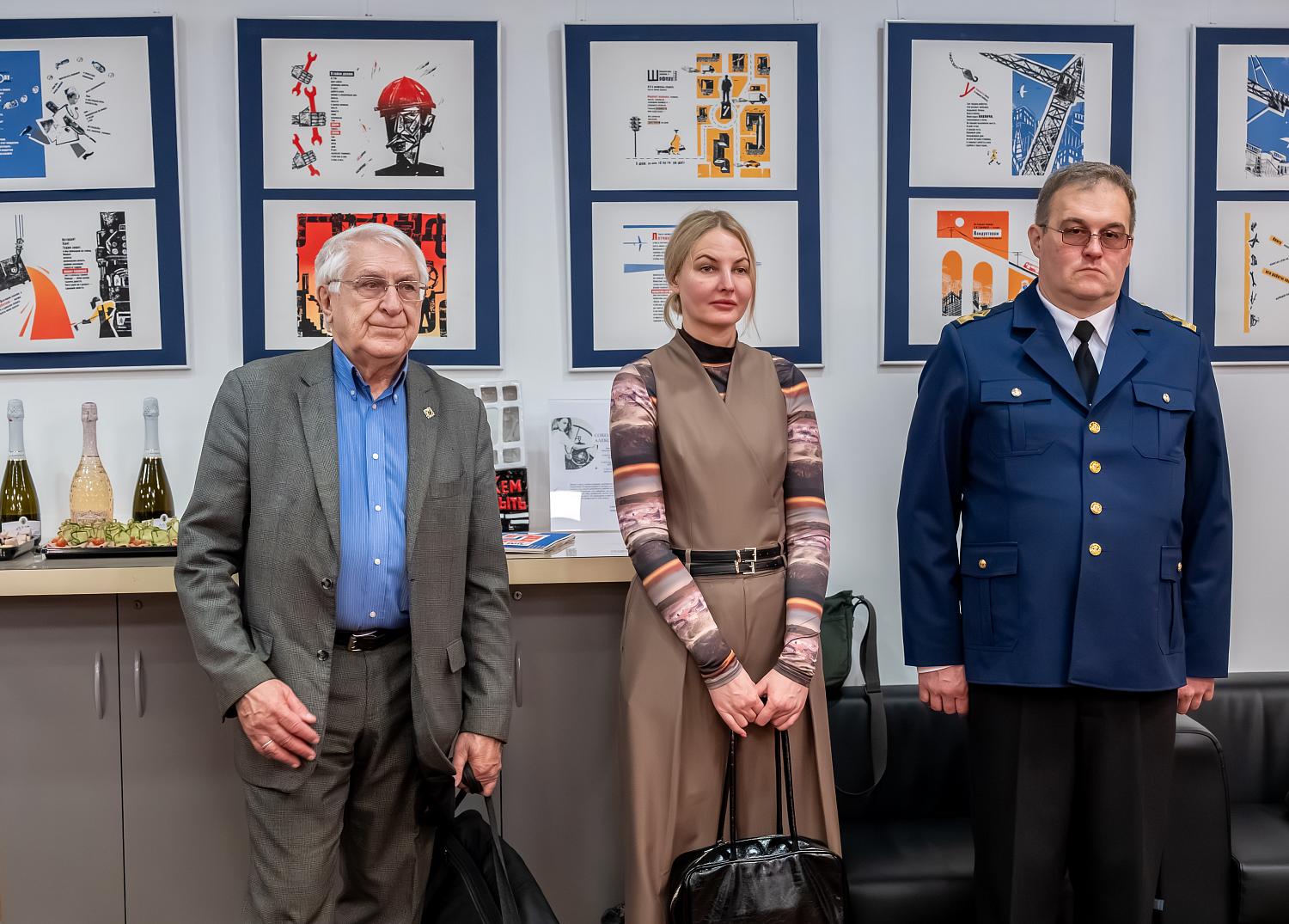 Цветущая сложность и индустриальная поэзия