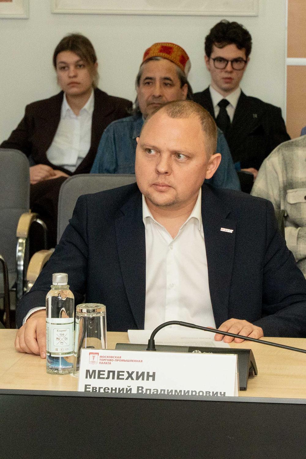 Путешествия на автомобиле и байке по Золотому кольцу должны стать комфортными и безопасными 