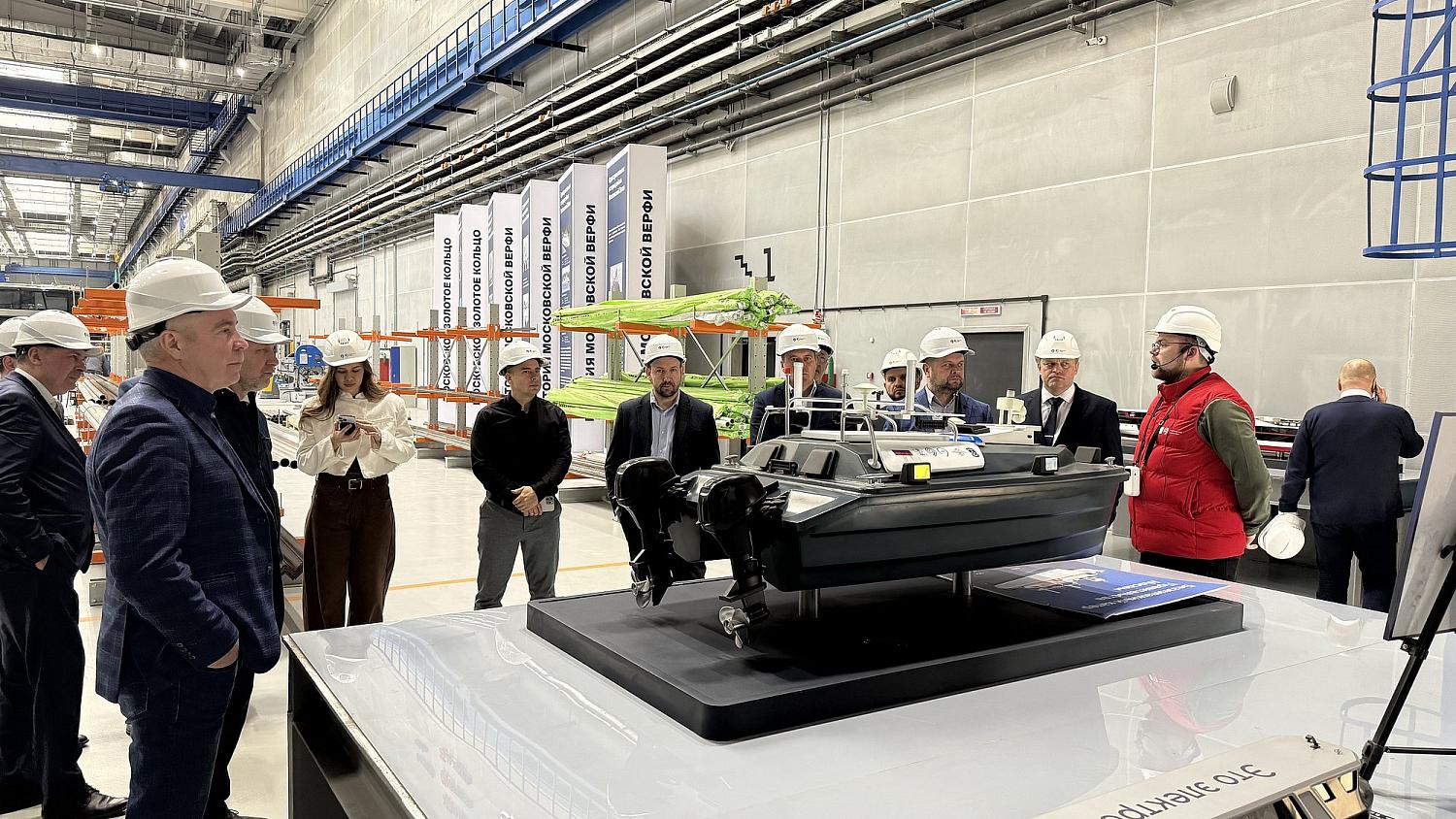 Судостроители из регионов России посетили Московскую судостроительную верфь