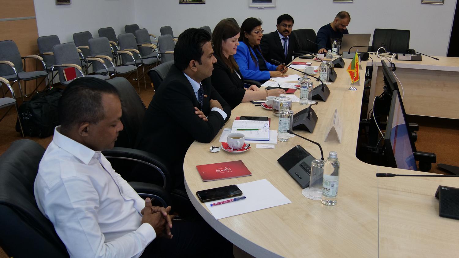 Московские предприниматели готовы оказать содействие в выводе на российский рынок аюрведической продукции из Шри-Ланки