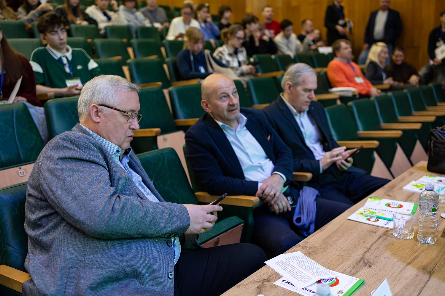 Юные зеленоградцы примерили на себя роли предпринимателей