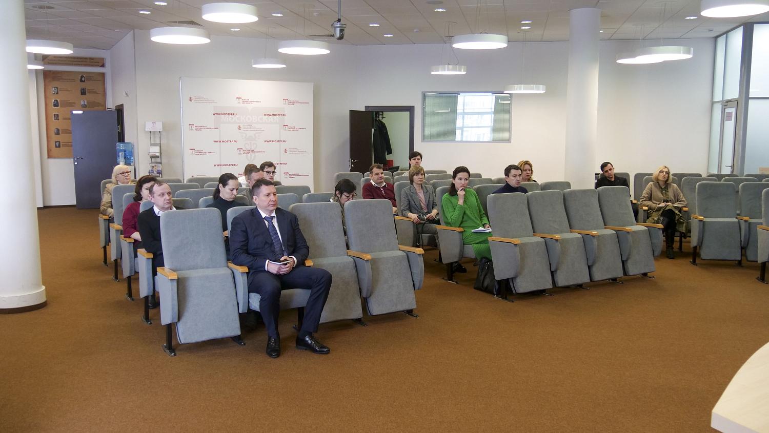 Юристы МТПП рассказали предпринимателям о способах защиты их интересов в условиях санкционных ограничений