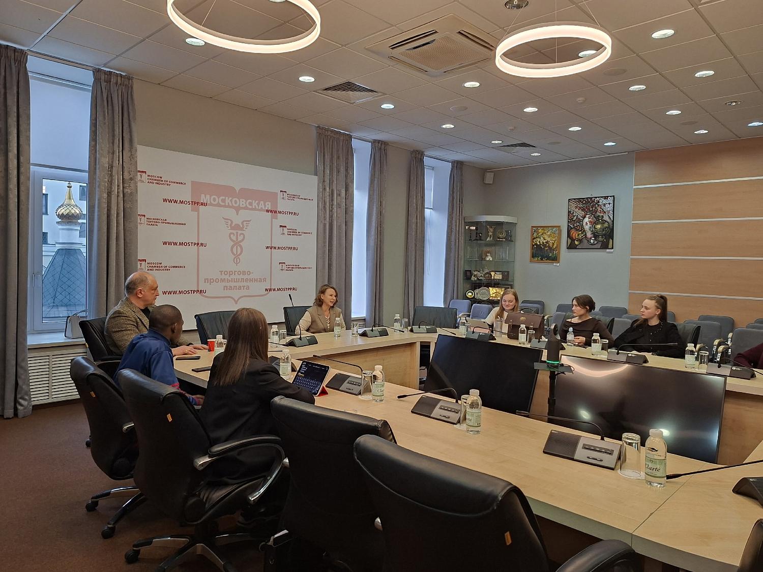 «От первого лица»: истории, за которыми стоят реальные люди и их бизнес