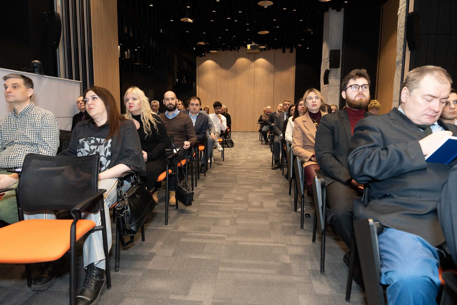 Столичные предприниматели узнали о мерах поддержки малого и среднего бизнеса в 2025 году