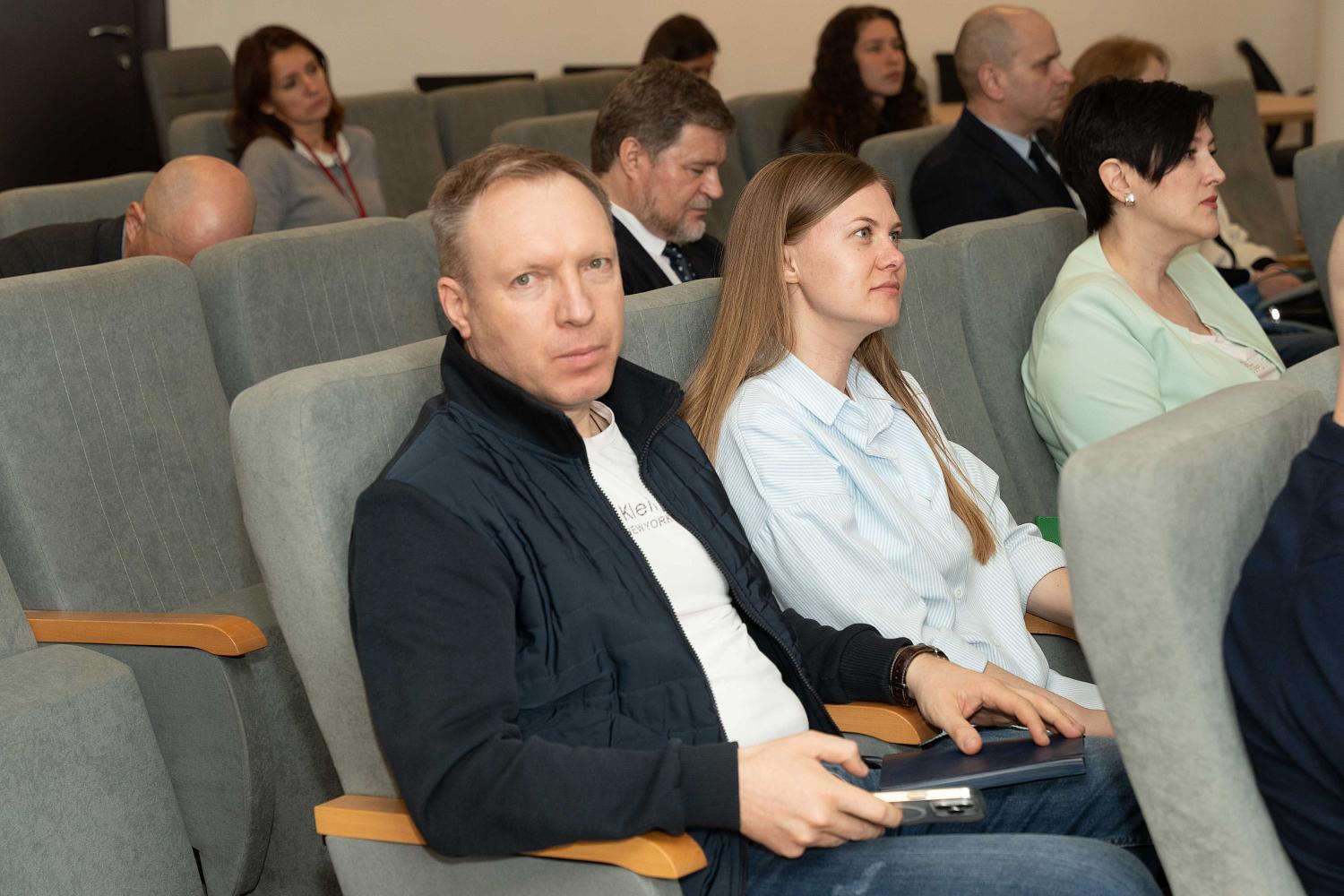 Форсайт-сессия для новых членов Палаты