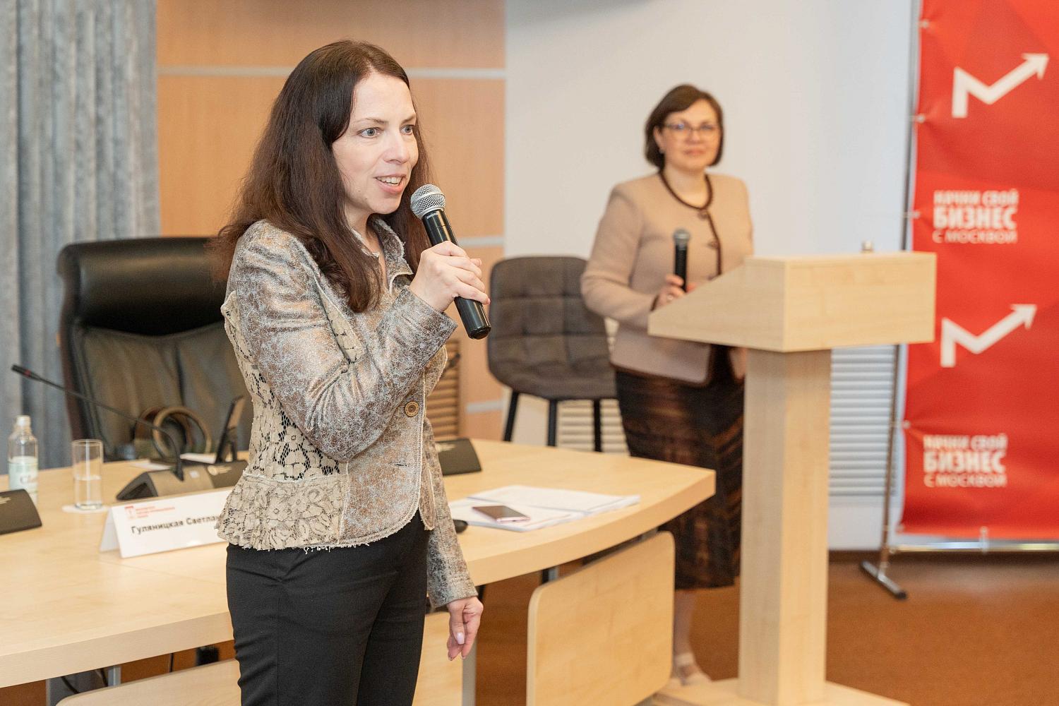 Эксперт в сфере маркетинга поделилась секретами успеха с иностранными студентами