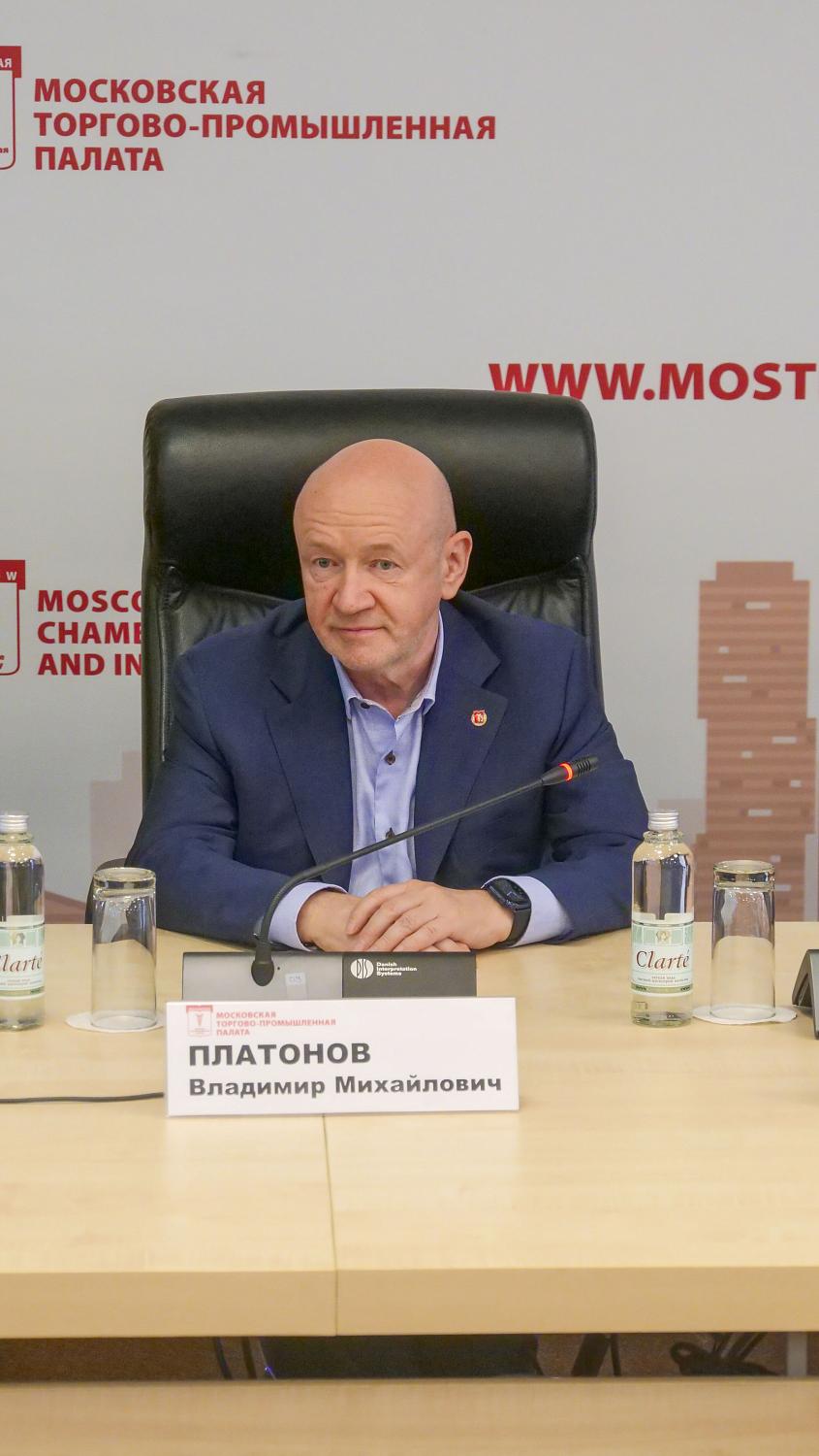 Бизнес-экспедиция Гильдии креативных индустрий при МТПП стартовала на Эльбрус