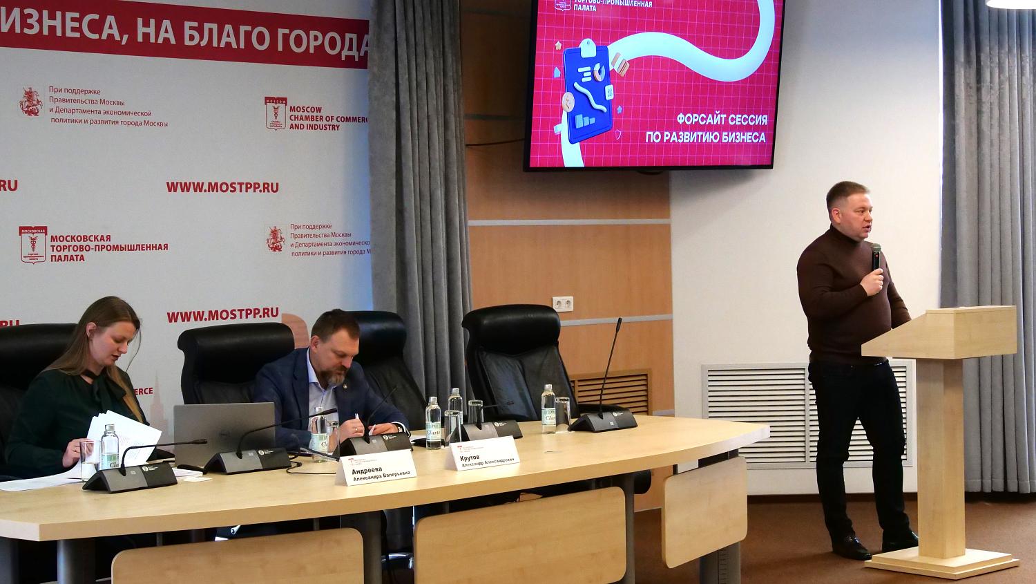 «При вступлении в Палату ваш голос усиливается многократно!»