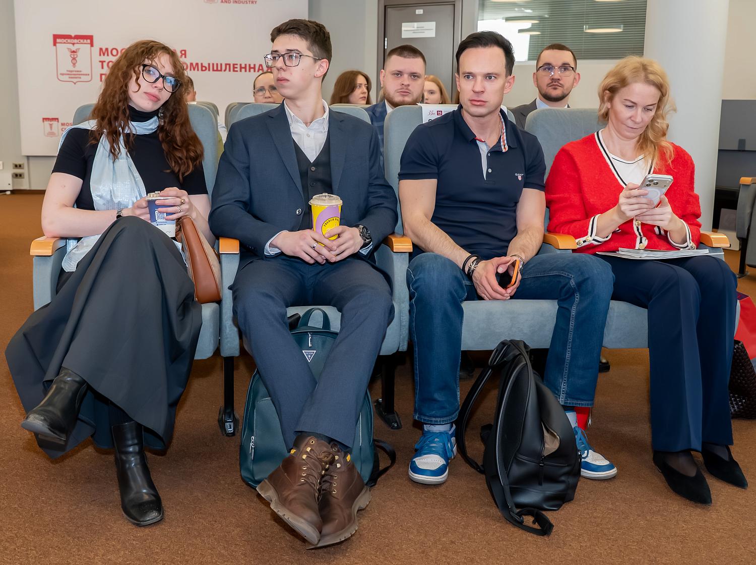 Когда работодатели, вузы и молодёжь садятся за один стол: первые шаги от «мы и они» к «мы вместе»