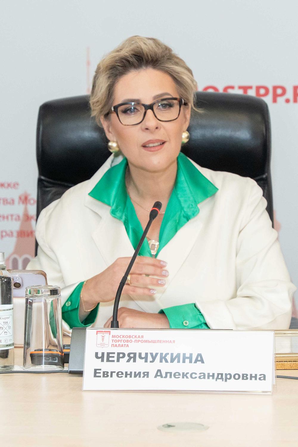 «Договориться нельзя судится» - где ставят запятую медиаторы и адвокаты?