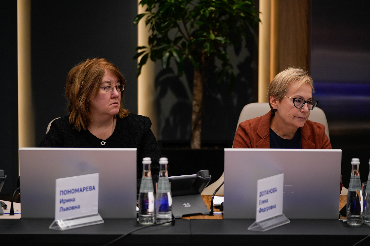 Специалисты обсудили проблемы, связанные с экономическими санкциями