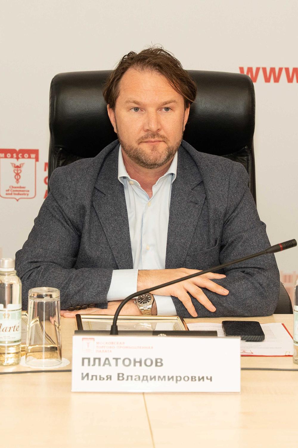 «Договориться нельзя судиться» - где ставят запятую медиаторы и адвокаты?
