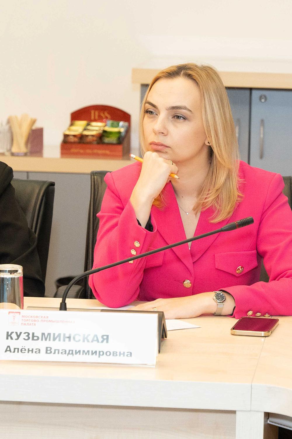 Обойти «серые зоны», «белые пятна» и «чёрные дыры»: эксперты МТПП обсуждают трудоустройство молодежи в креативных индустриях