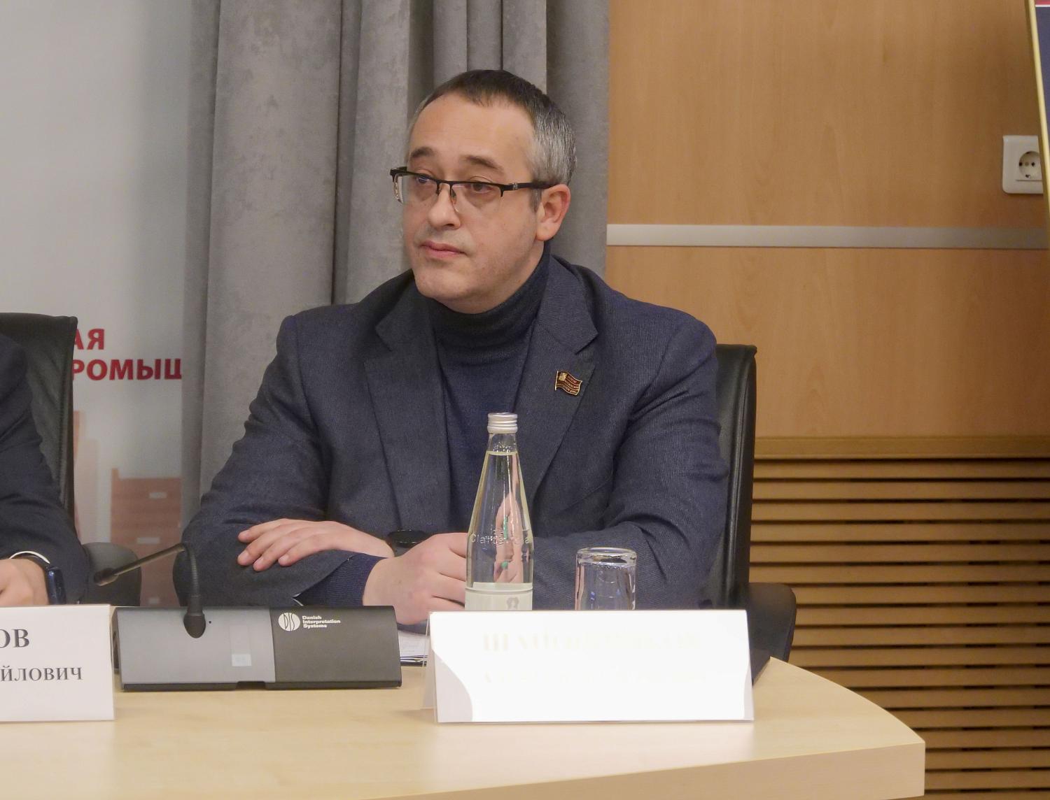 Владимир Платонов предложил создать Попечительский совет московского отделения ДОСААФ