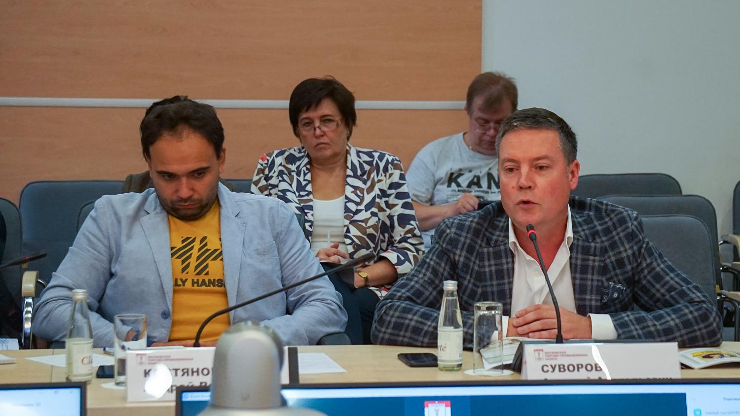 Комитет по ЖКХ будет продвигать лучшие практики управления многоквартирными домами