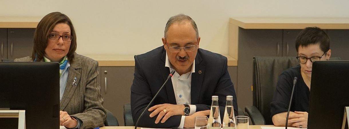 Представители МСБ, занимающиеся ВЭД, получили практические советы, связанные с декларированием товаров и оформлением таможенных платежей Представители МСБ, занимающиеся ВЭД, получили практические советы, связанные с декларированием товаров и оформлением таможенных платежей