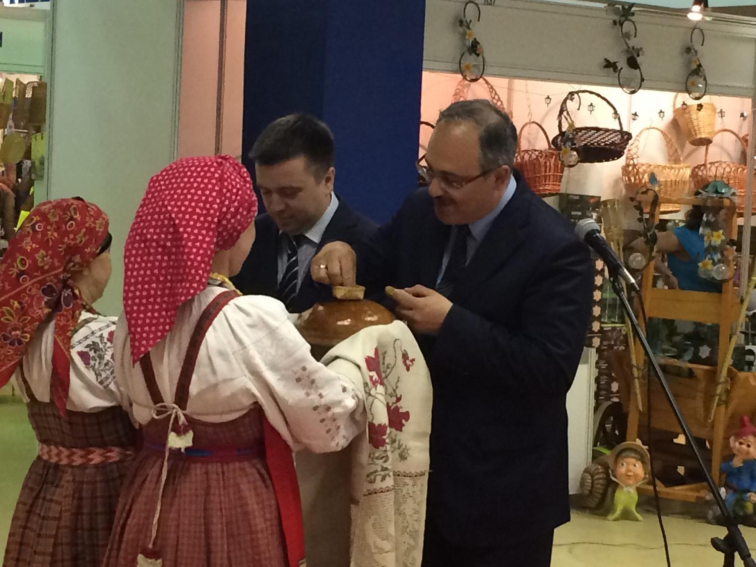 Состоялось открытие выставки «Дом. Семья. Традиции» под Патронатом МТПП