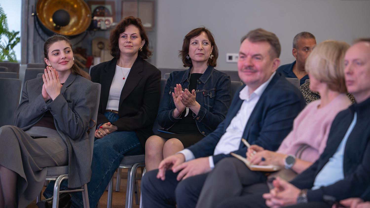 Новичкам рассказали об основных направлениях деятельности Палаты