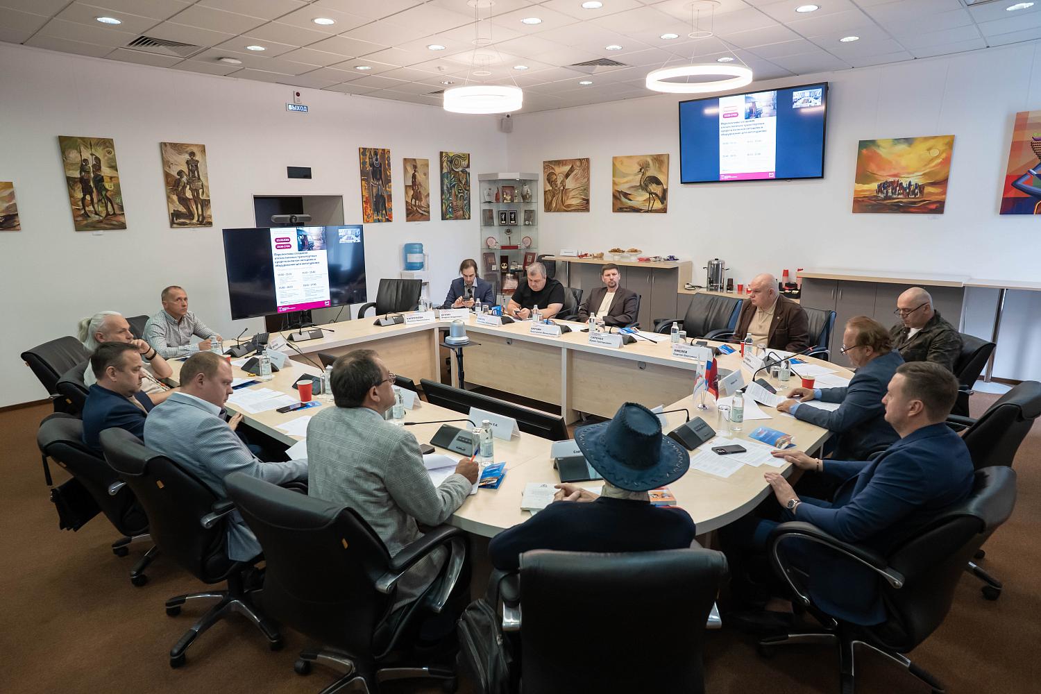 От кустарного производства к массовому выпуску – эксперты МТПП обсудили будущее отечественных автодомов