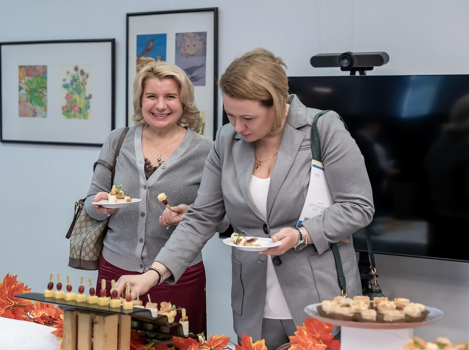 Офис в Эмиратах открывает большие возможности