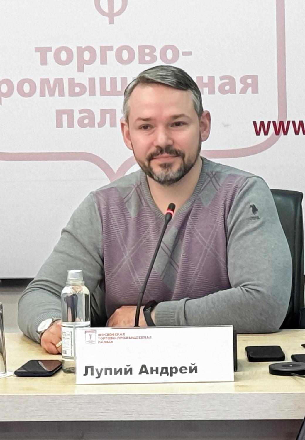 Эксперты рассмотрели договорные отношения в строительной сфере