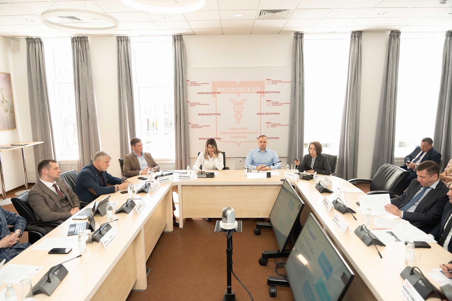 В фокусе обсуждений – повышение качества контрактов и снижение затрат